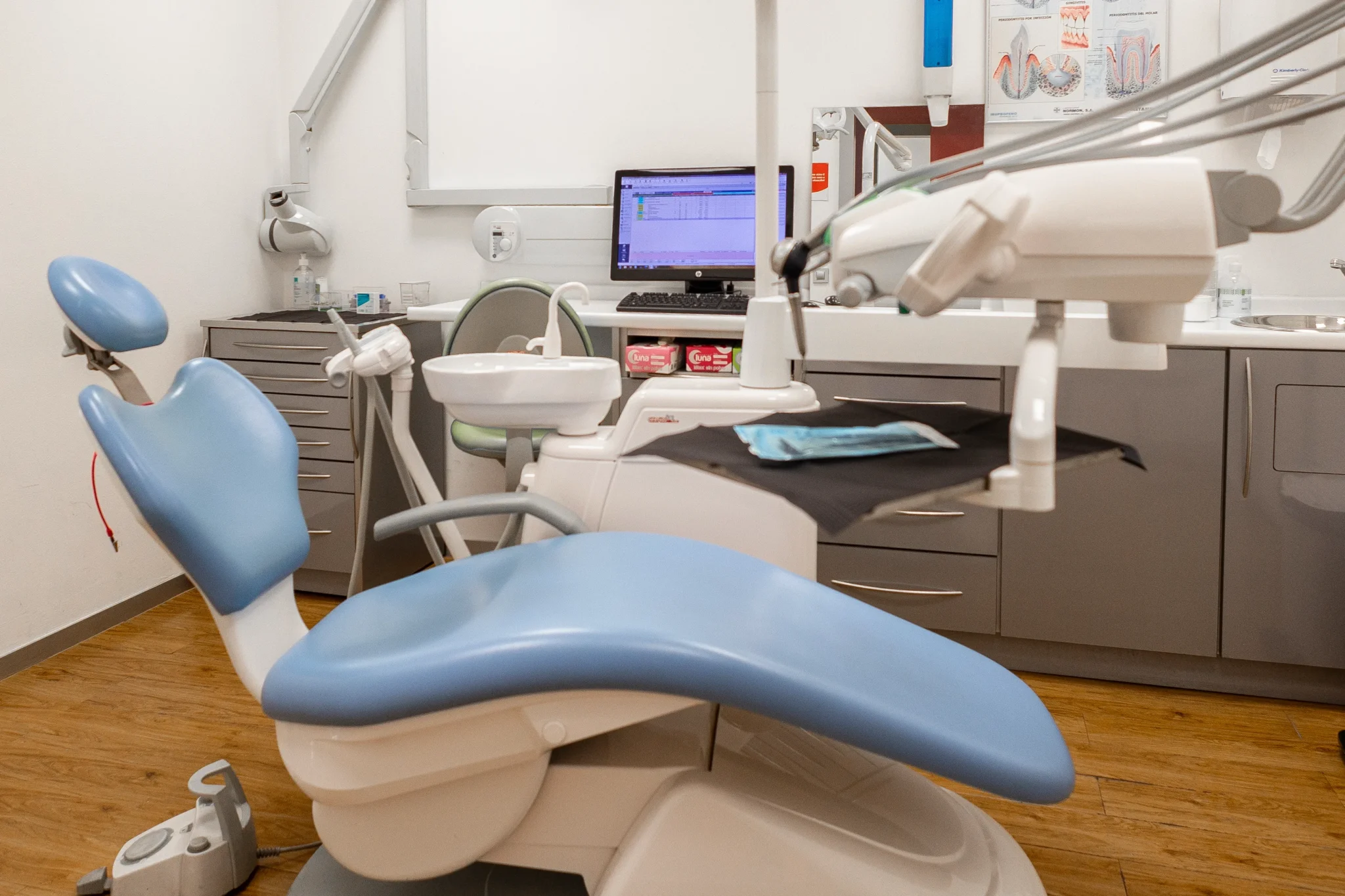 Limpieza dental profesional en Málaga clínica Semedi El Corte Inglés